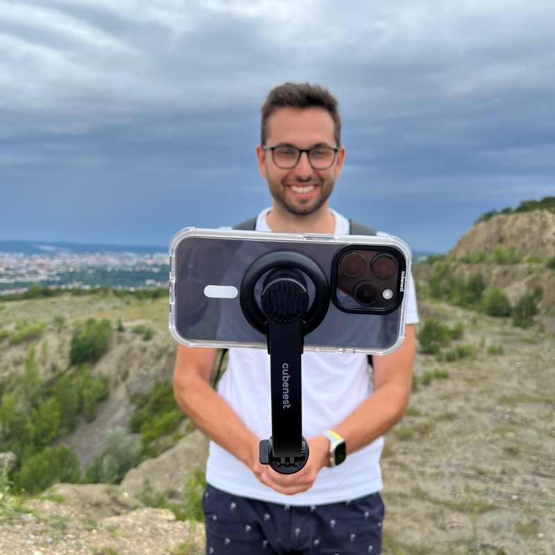 Cubenest Selfie Stick and Tripod MagSafe compatible SLS01