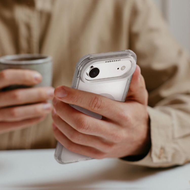 Cubenest iPhone 17 Air Case MagPro Strong Guard white