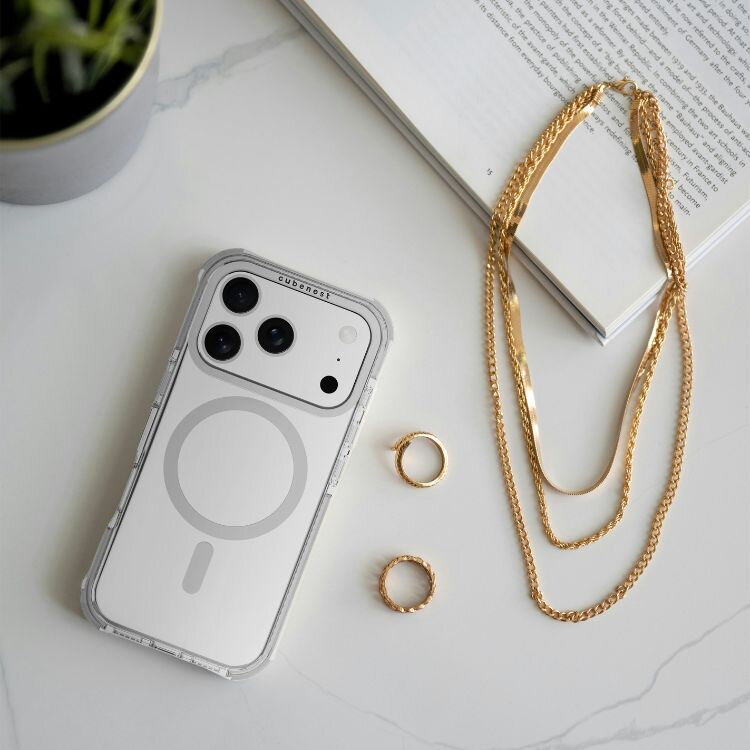Cubenest iPhone 17 Pro Case MagPro Strong Guard white