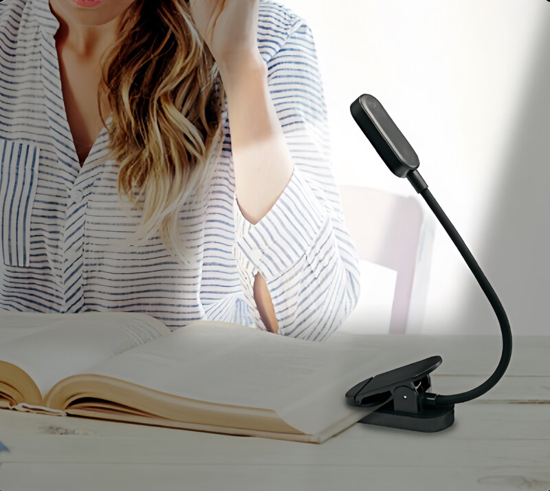 Cubenest LED Clip-on Lamp LTW02 black