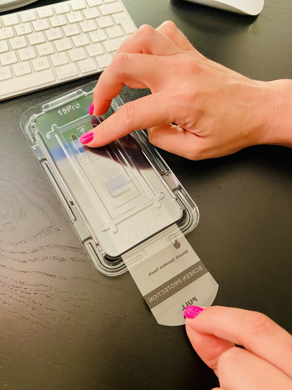 Cubenest Tempered Glass for iPhone 15 Pro
