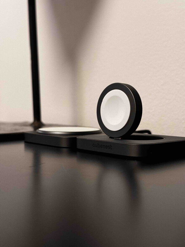 Cubenest 2in1 Foldable Magnetic Wireless Charger S211