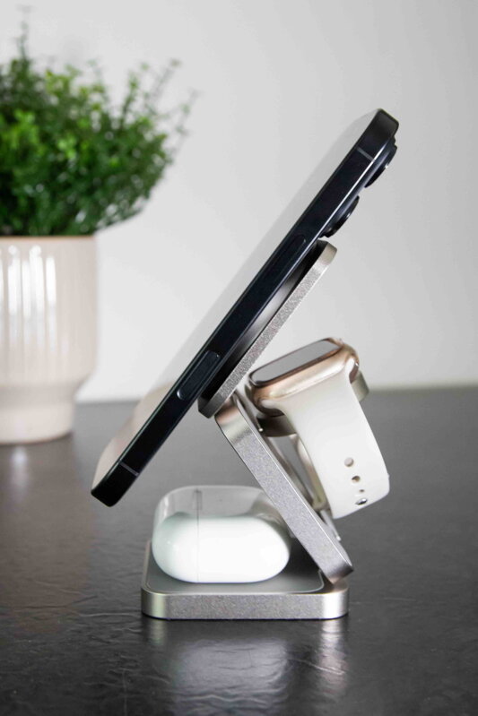 Cubenest Qi2.2 3in1 Foldable Magnetic Wireless Charger SQ312 Pro titan