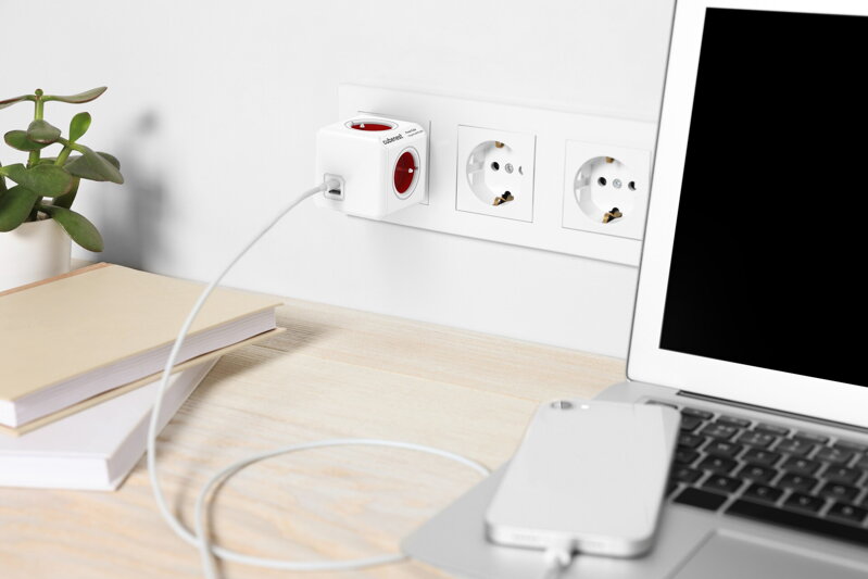 Cubenest PowerCube Original USB A+C PD 20 W Type E red