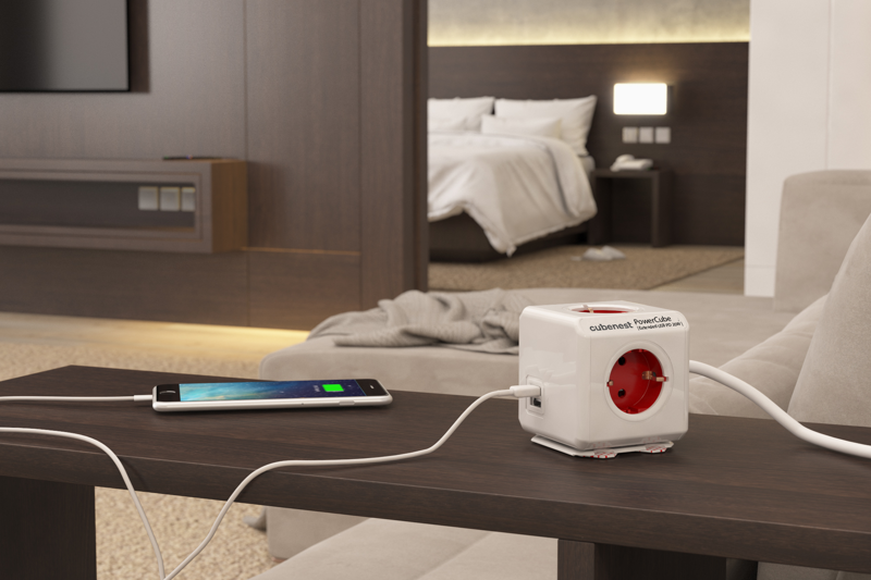 Cubenest PowerCube Extended USB A+C PD 20 W 1,5 m Type F red